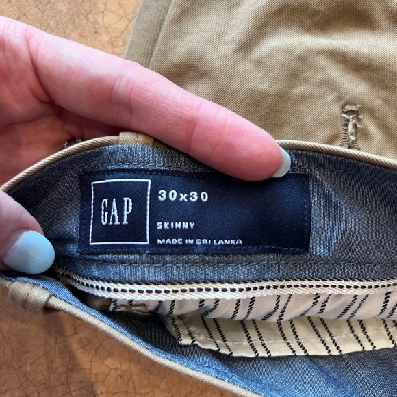 Men’s GAP Chino Dress Pants - 4 pairs included. - Picture 6 of 14